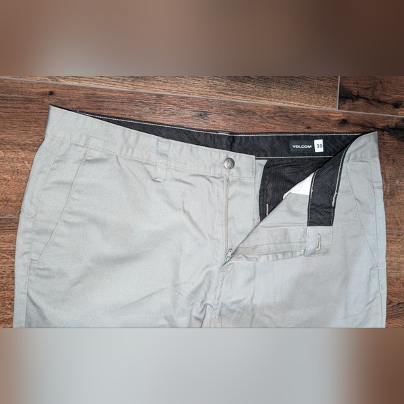 Volcom Gray Pants NWOT - Picture 2 of 6